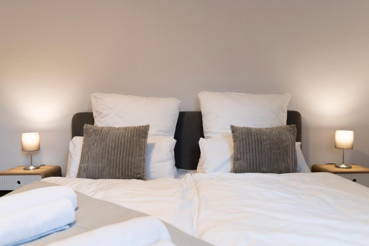 Peter Apartments - Premium Wohnung I 95Qm I 3 Schlafzimmer I Grosses Bad I Kueche I Wohnzimmer I Tv フルダ エクステリア 写真