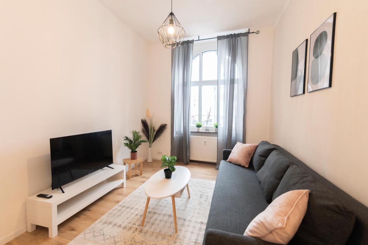Peter Apartments - Premium Wohnung I 95Qm I 3 Schlafzimmer I Grosses Bad I Kueche I Wohnzimmer I Tv フルダ エクステリア 写真